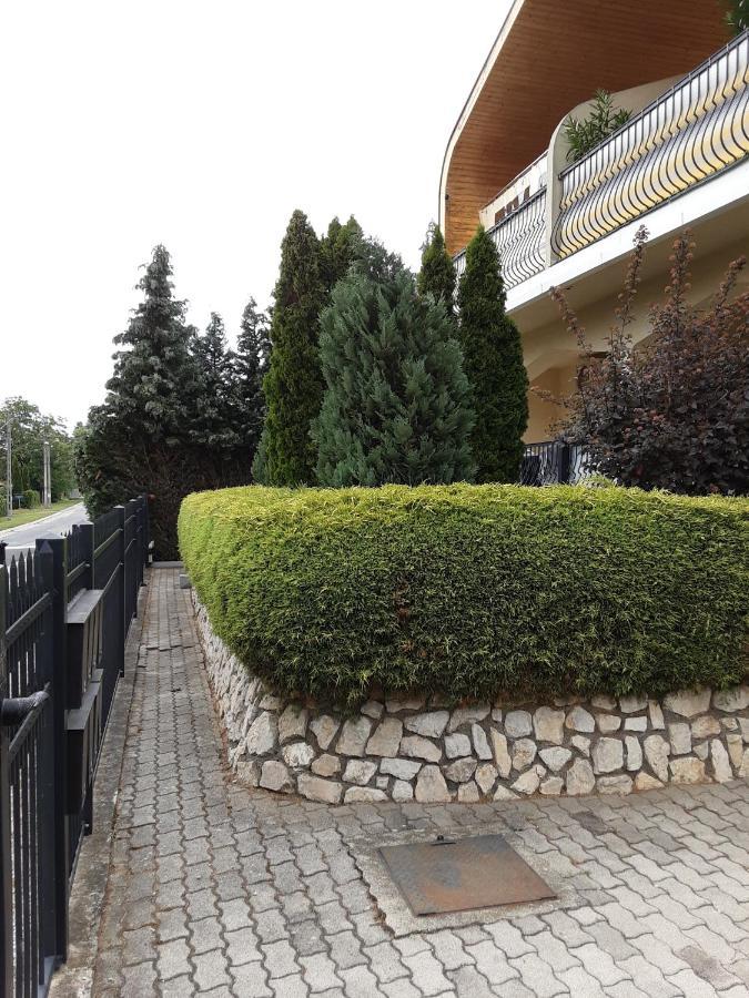 Jozefin Apartman Hévíz Exteriér fotografie